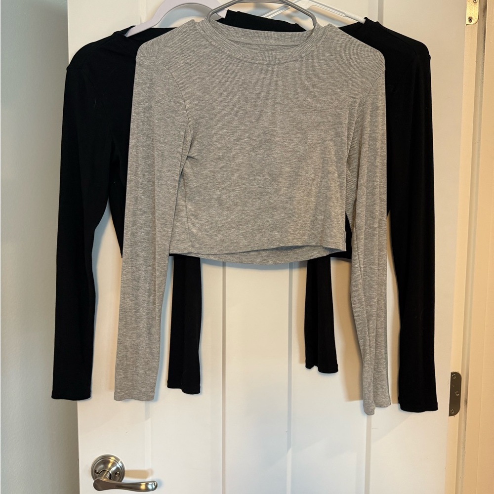 Classic Gray and Black Long Sleeve Crop Tops